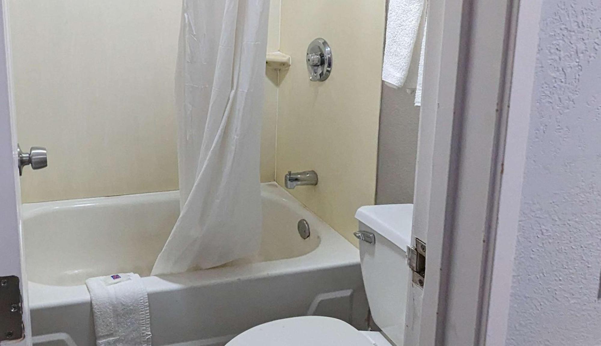 Motel 6-Nashua, Nh Экстерьер фото